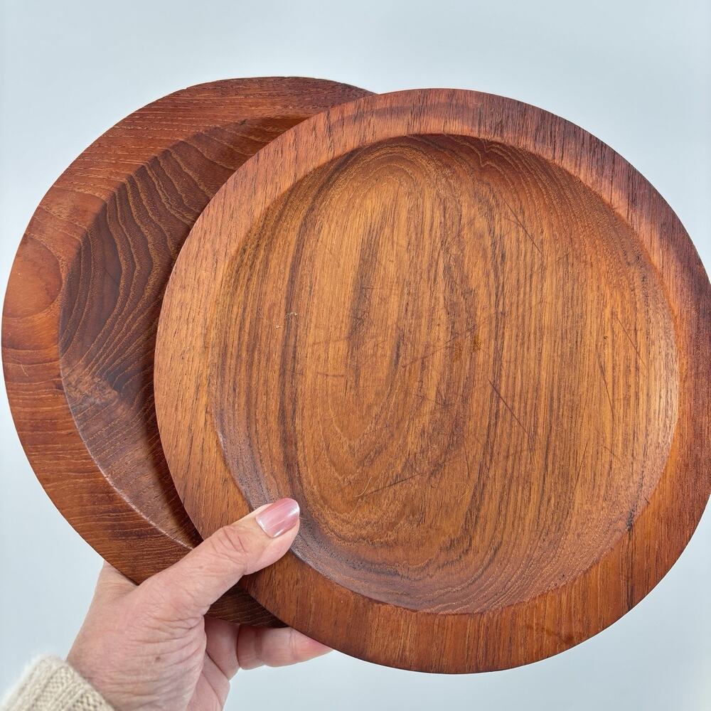 Vtg Teak Wood Plates Set of 2 Thailand 10” MCM Danish Modern Serving Trays